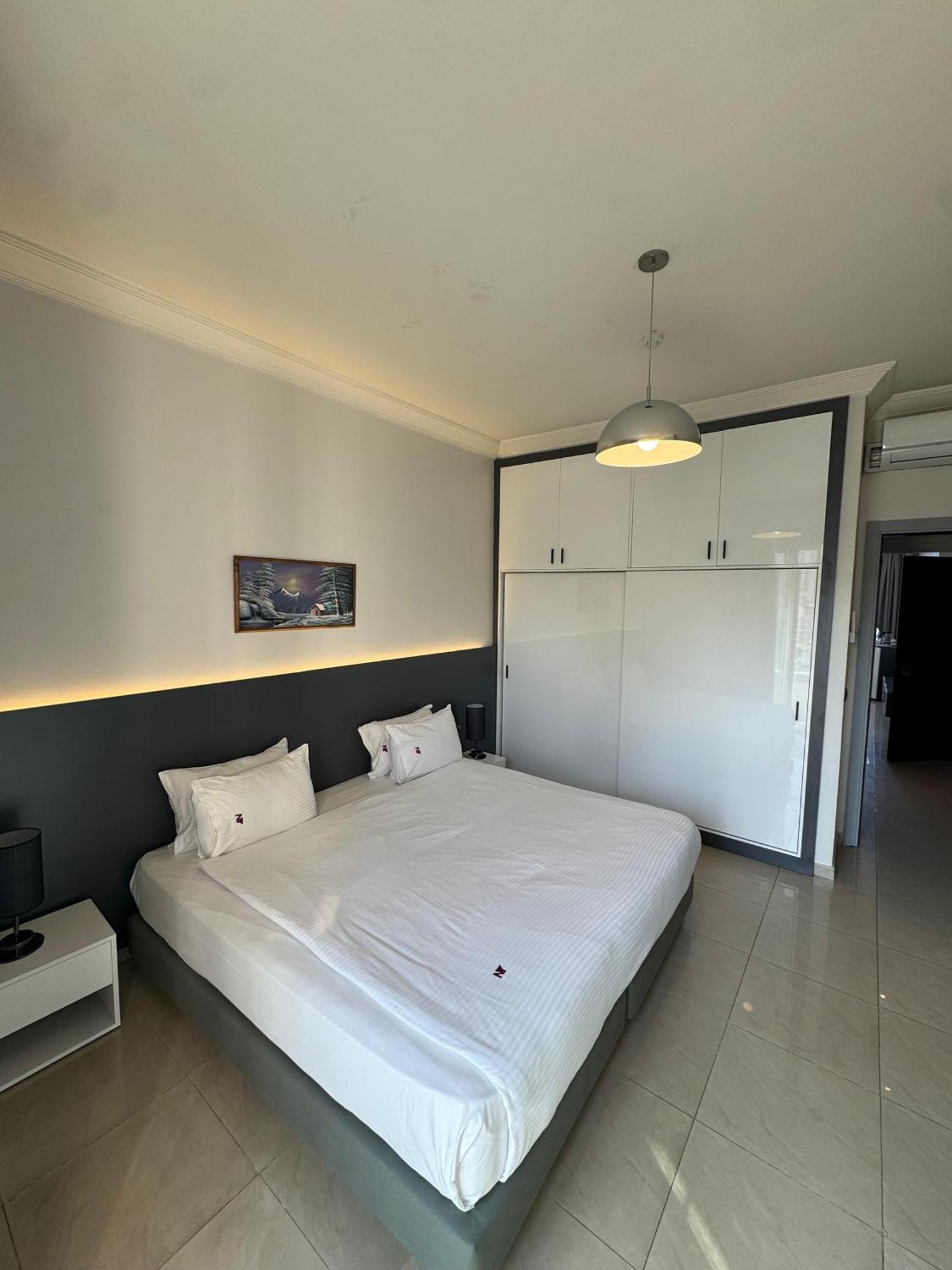 Ny Suites Beirut Exteriör bild