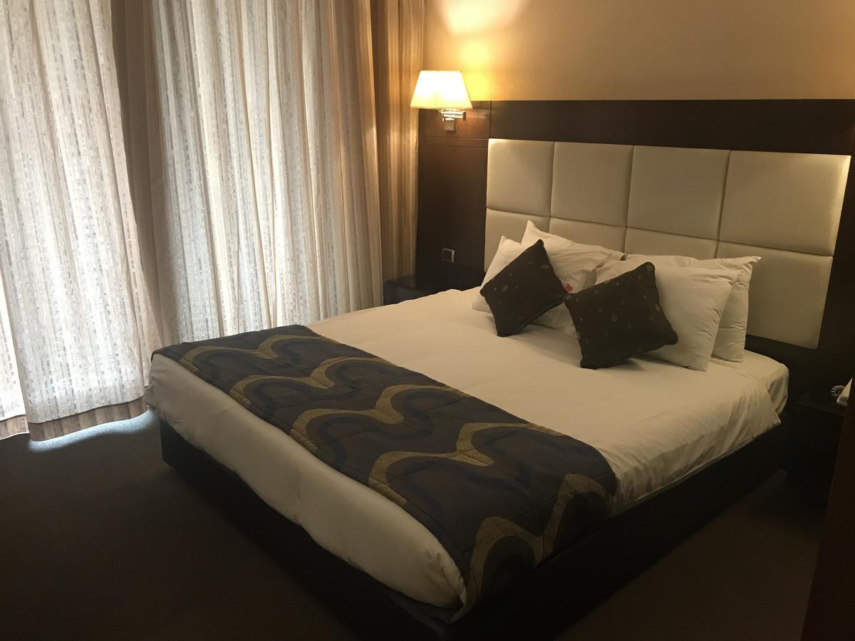 Ny Suites Beirut Exteriör bild