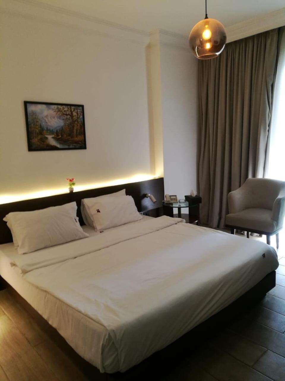 Ny Suites Beirut Exteriör bild